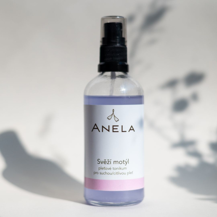 Zklidňující pleťové tonikum: Svěží motýl