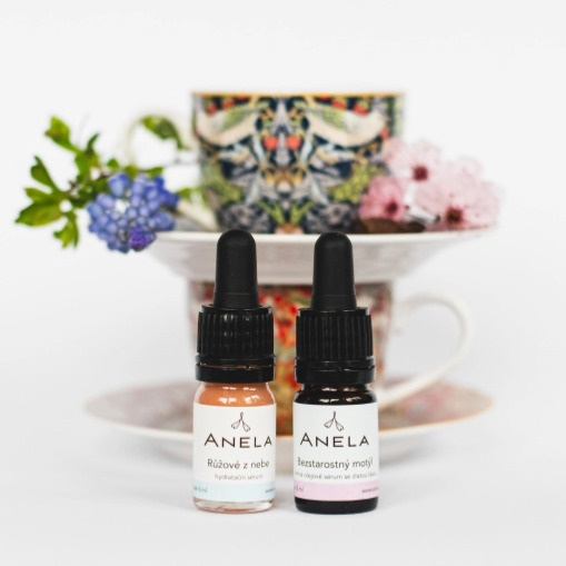 hydratační a olejové sérum, tvořící hydratační krém