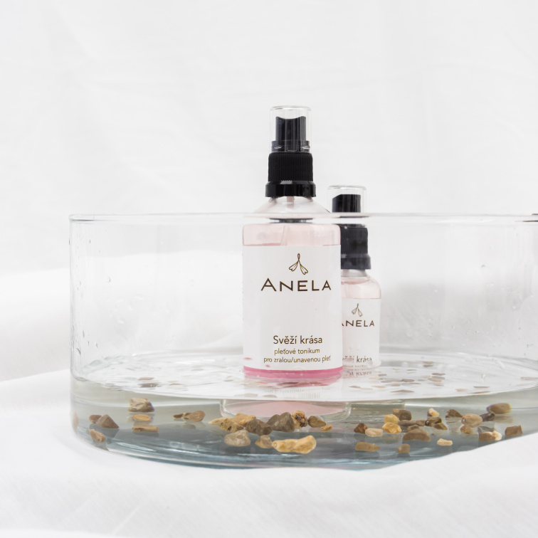 Anti-age pleťové tonikum: Svěží krása