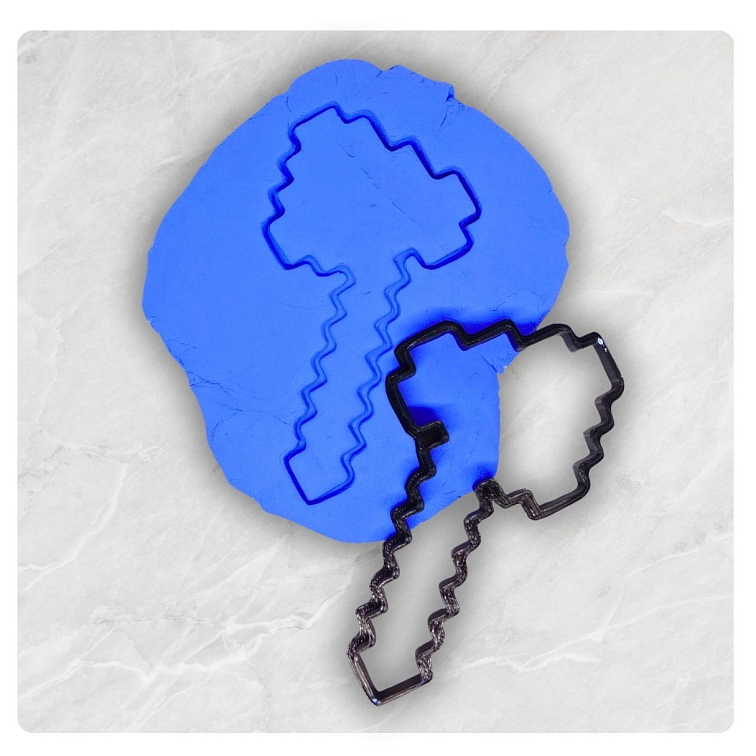 Kostičková herní sekera vykrajovátko