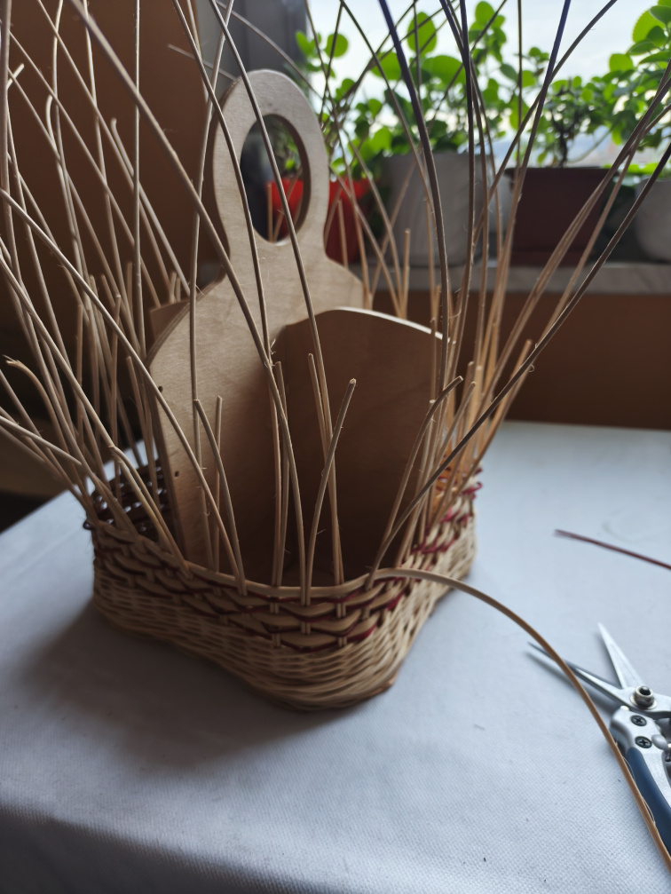 Maxi příborník s uchem – ručně pletený