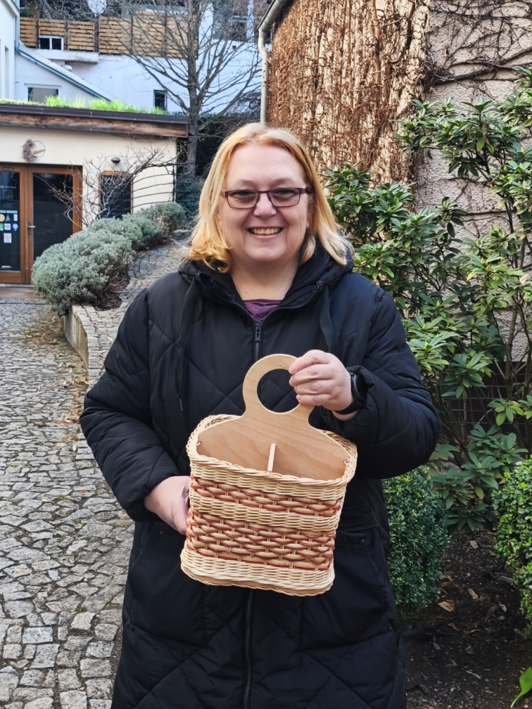 Maxi příborník s uchem – ručně pletený