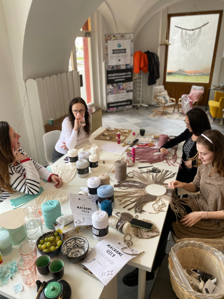 Workshop makramé v našem ateliéru v Lázních Bohdaneč