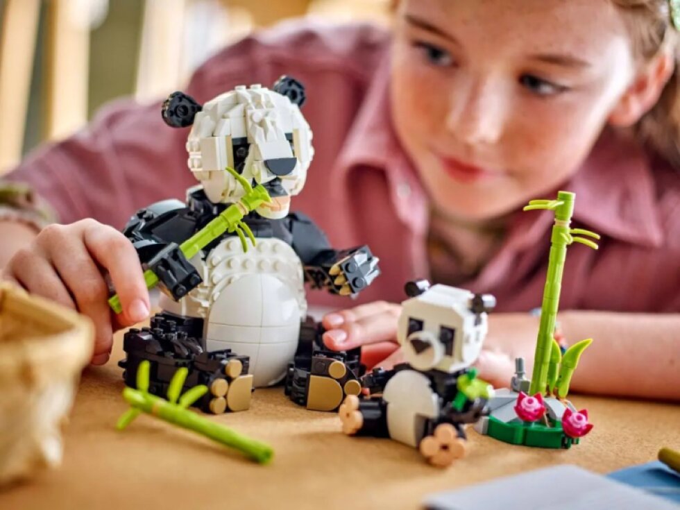 LEGO® Creator 3 v 1 Divoká zvířata: Pandí rodinka 31165