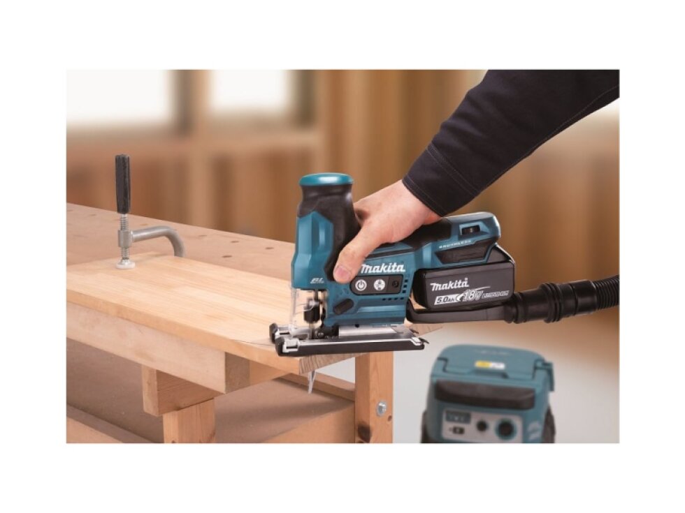 MAKITA Priamočiara píla 18V LXT bez batérie a karburátora
