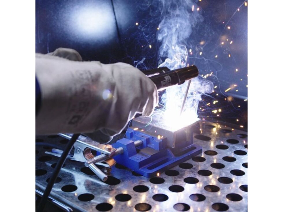 Güde UNI-MIG 125 SYN: Univerzálny Invertorový Zvárací Stroj