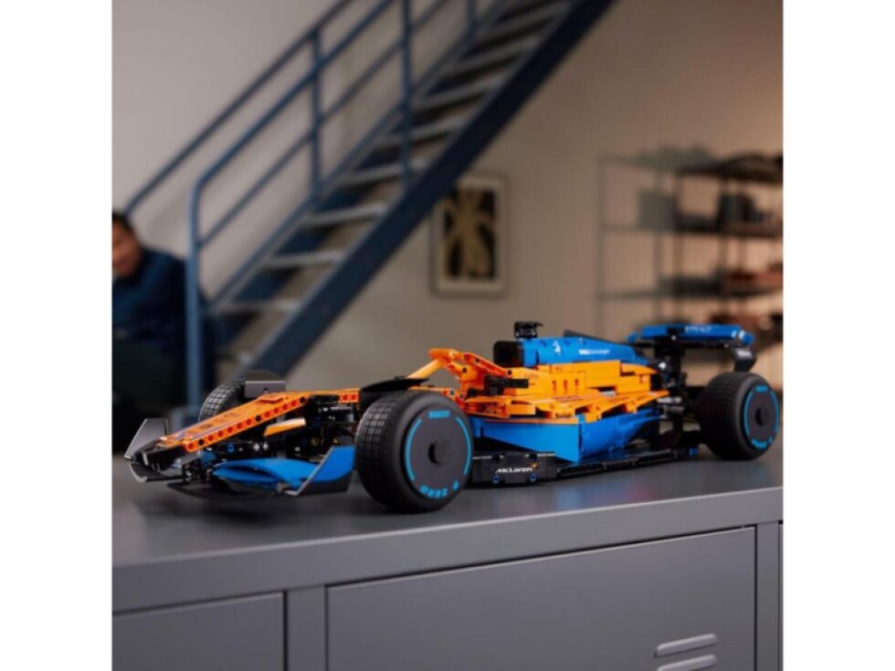 LEGO® Technic Závodní auto McLaren Formule 1 42141