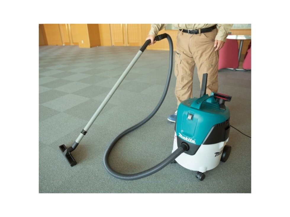 Makita VC2000L Univerzálny vysávač 20l,1000W,třída L