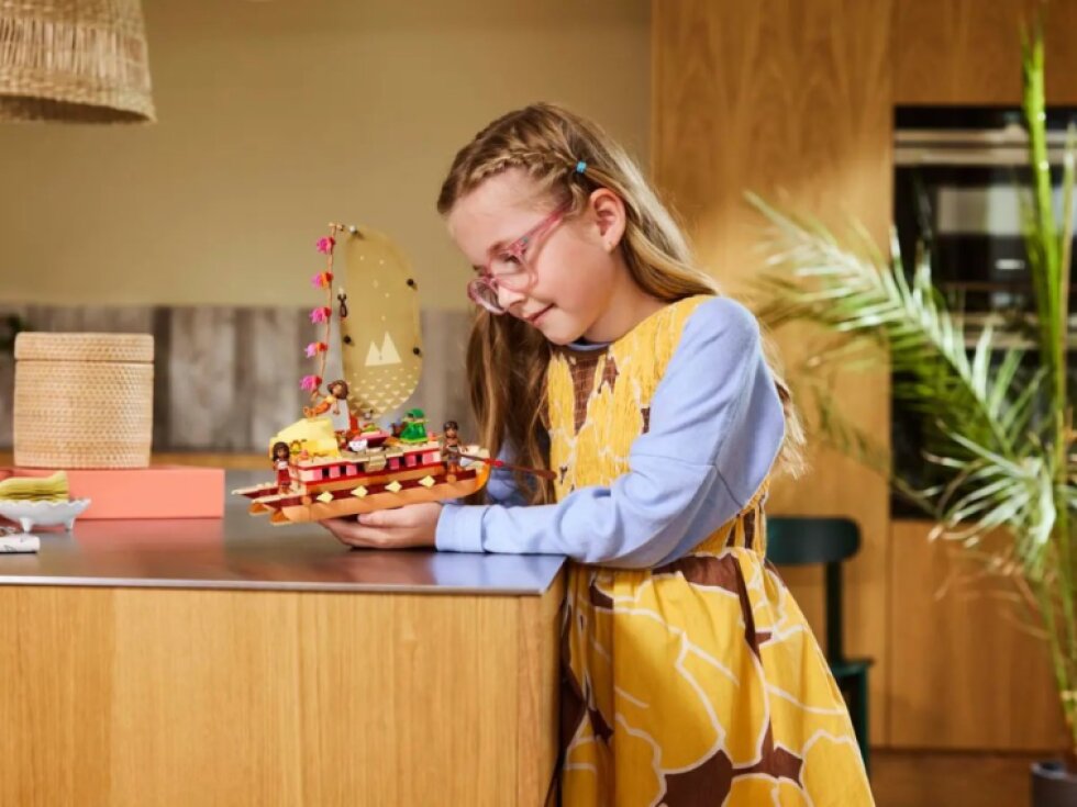 LEGO® - Disney Disney Vaiana a dobrodružství na kánoi 43270