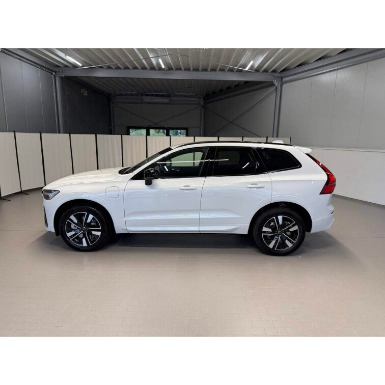 VOLVO XC60 T6 AWD RECHARGE 2.0L 253+145 HP PLUS Dark s01-56105