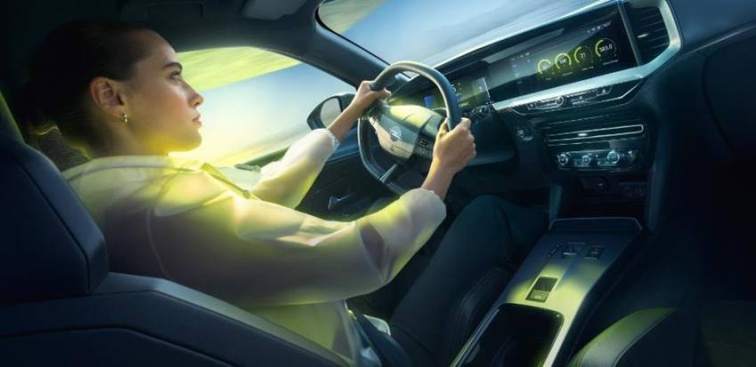 Nový Opel Mokka GSE: z rally do vašich showroomů ... a pak za zákazníky!