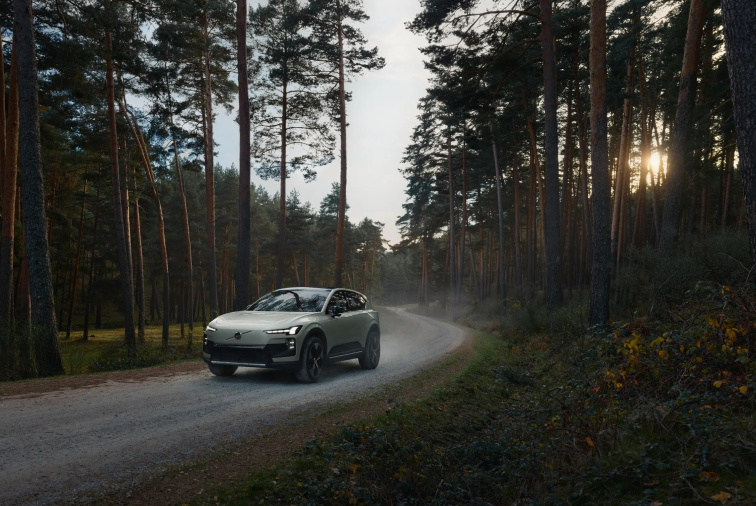 Volvo EX60 Cross Country bylo stvořeno, aby dokázalo více a vidělo dále