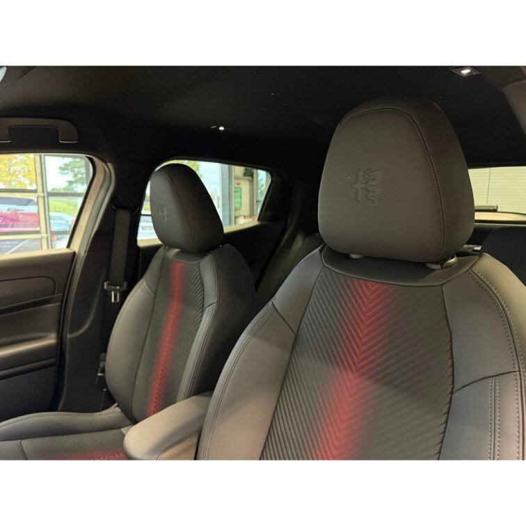 ALFA ROMEO JUNIOR Junior Ibrida Speciale 1.2 Turbo Hybrid 136k s01-55861