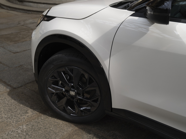 FIAT představuje zážehový model 600 Benzin a exkluzivní limitovanou edici 600 Street