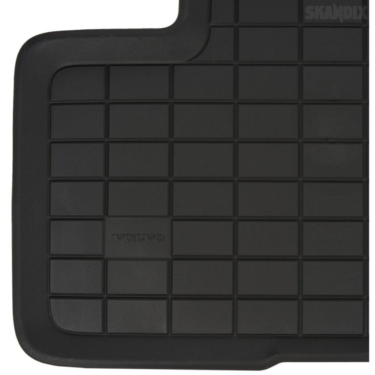 Gumové koberce Volvo XC40 černé (2022-2026) mimo el.vozy