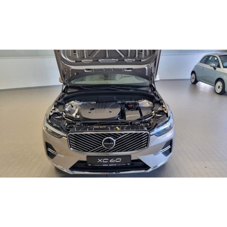 VOLVO XC60 B5 2.0L 250+14 HP AT8 AWD PLUS Bright (benzín) s01-55714