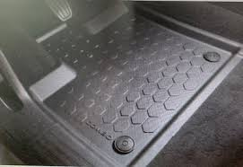 Pryžové koberce Opel Combo E - přední