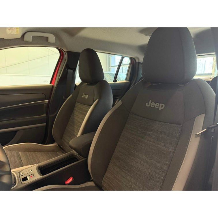 JEEP AVENGER Longitude 1.2 Turbo 100k MT6 s01-54805