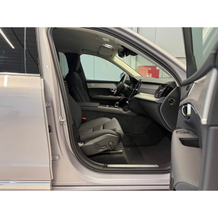 VOLVO XC90 B5 2.0L 250+14 HP AT8 AWD CORE (benzín) s01-55905