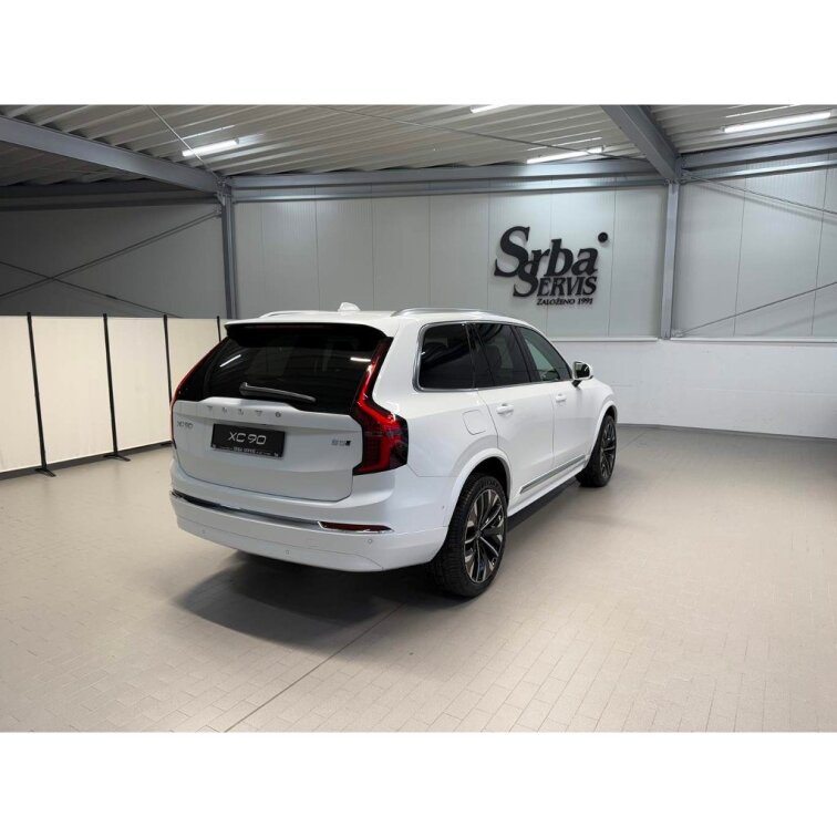 VOLVO XC90 B5 2.0L 250+14 HP AT8 AWD PLUS Bright (benzín) s01-56354