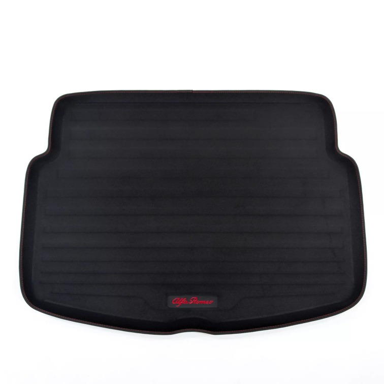 Vana do zavazadlového prostoru Alfa Romeo Junior