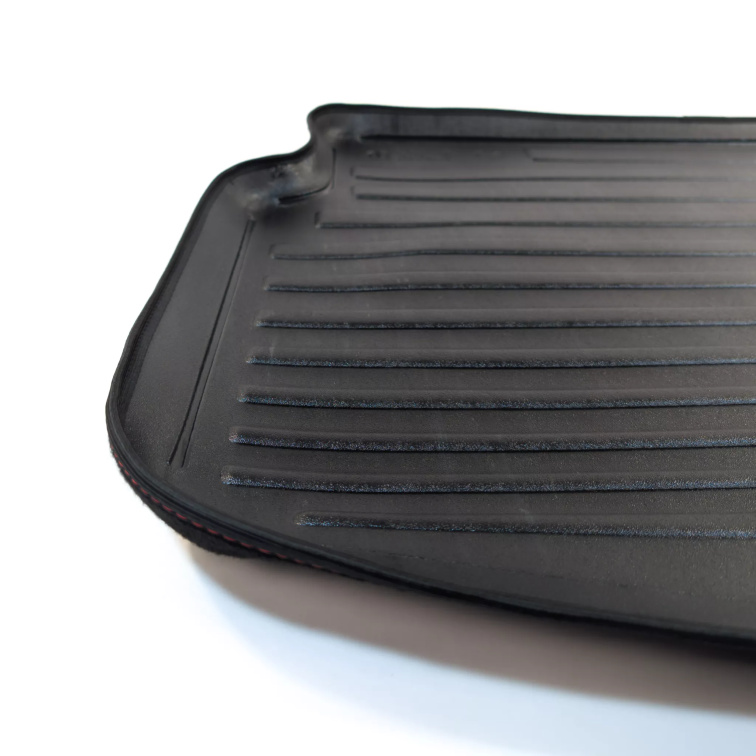 Vana do zavazadlového prostoru Alfa Romeo Junior