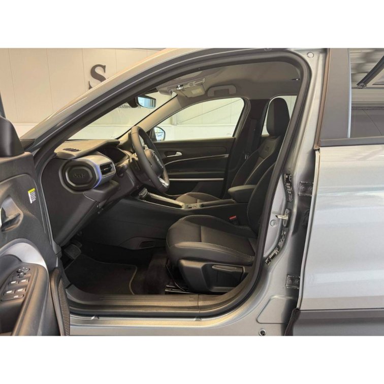 JEEP AVENGER Summit 1.2 Turbo e-Hybrid 74kW 100k AT s01-55017