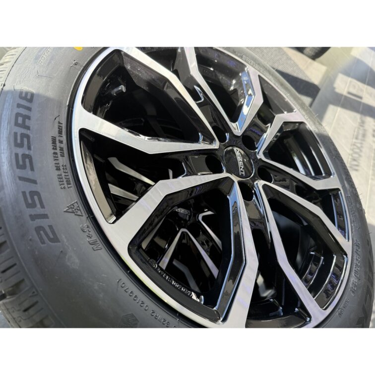 Sada zimních pneu Falken 215/55R18 99V XL a disků DEZENT TV DARK