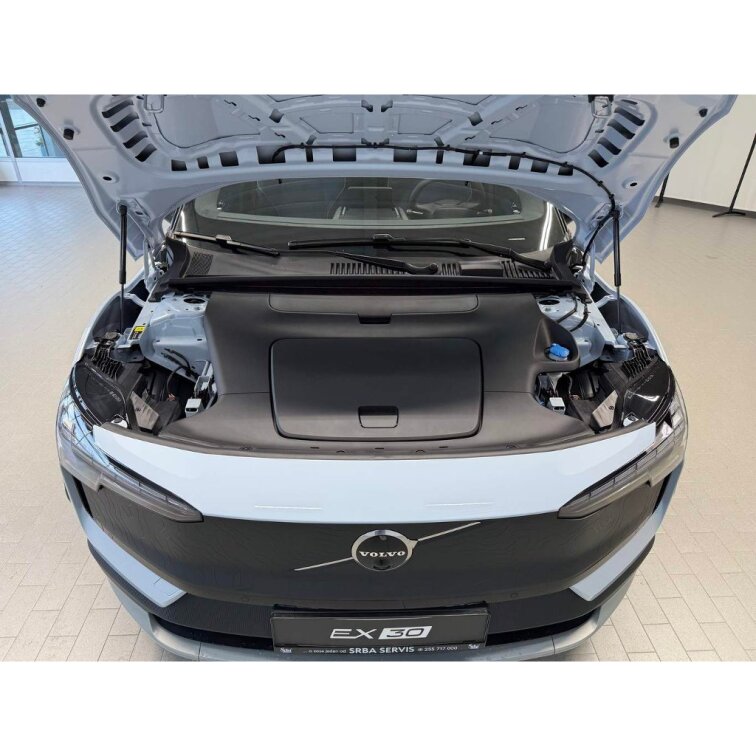 VOLVO EX30 Twin Motor Performance Ultra 428 HP Cross Country s01-55706