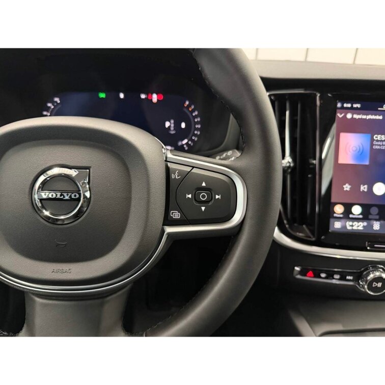 VOLVO V60 B4 2.0L 197+14 HP AT7 FWD CORE (benzín) s01-55974