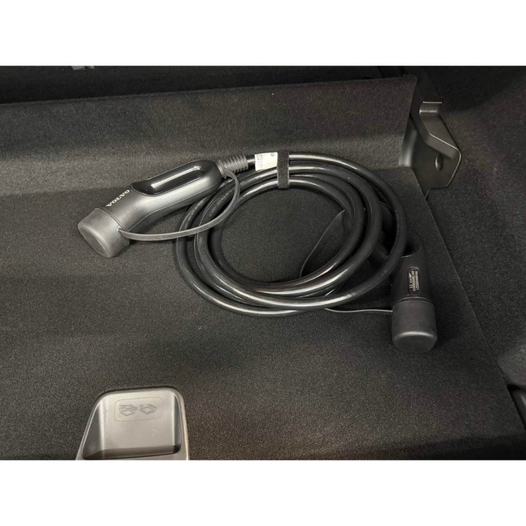 VOLVO EX30 Twin Motor Performance Ultra 428 HP Cross Country s01-55556