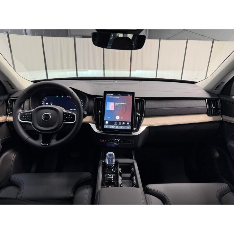 VOLVO XC90 B5 2.0L 250+14 HP AT8 AWD PLUS Bright (benzín) s01-56243