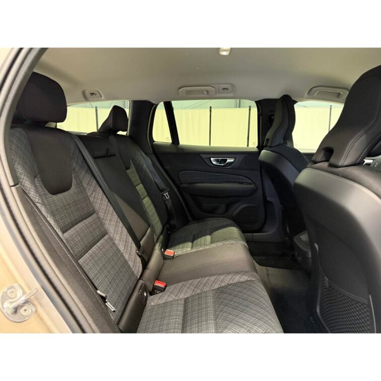 VOLVO V60 B4 2.0L 197+14 HP AT7 FWD CORE (benzín) s01-55978