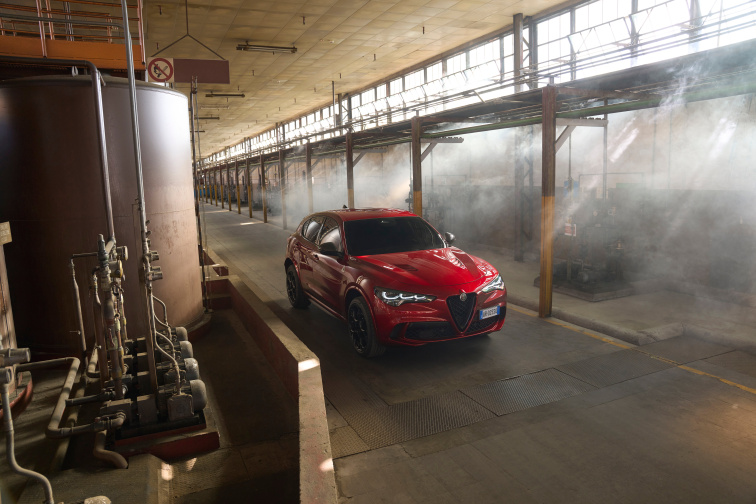 Alfa Romeo odhaluje nové limitované edice: Giulia & Stelvio Quadrifoglio Collezione