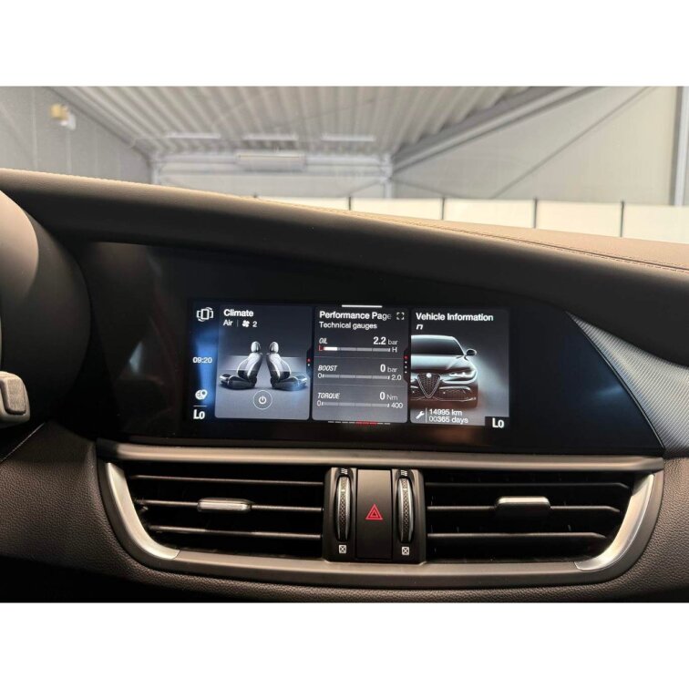 ALFA ROMEO GIULIA 2.0 Turbo 280k AT8 AWD INTENSA s01-56267