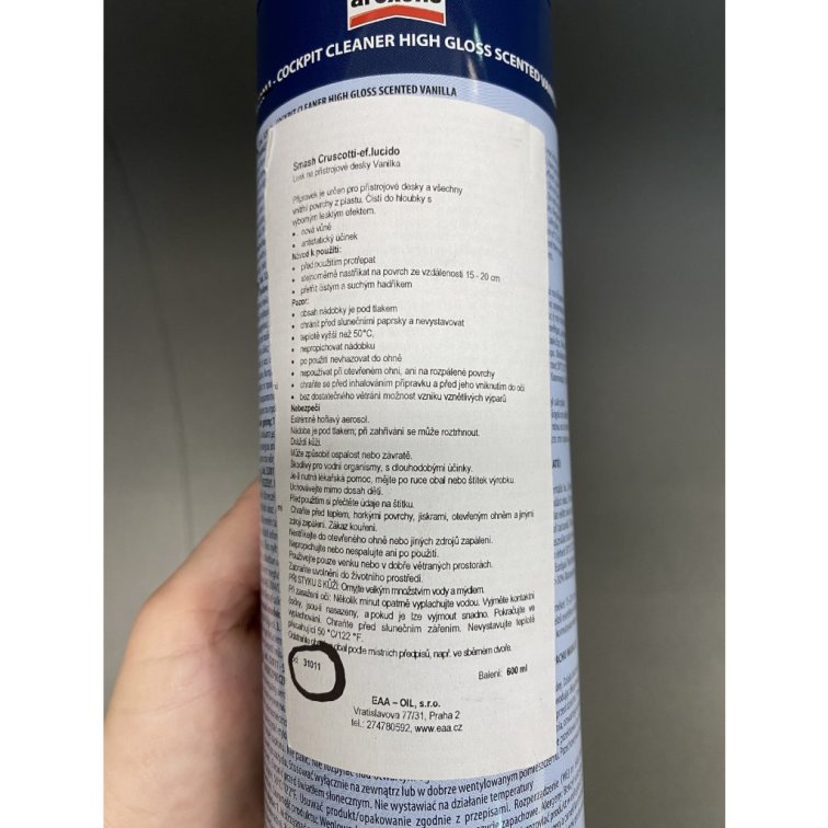 Čistič vnitřních plastů lesklý s vůní vanilky