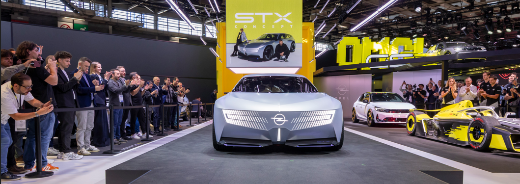 Opel v Paříži: Vize budoucího kombi, formule E, Corsa GSE…