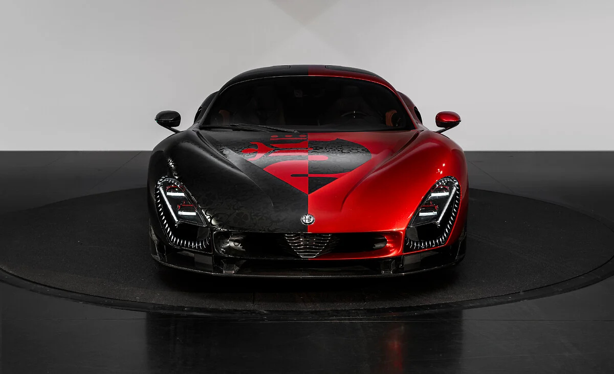 Srdce Alfa Romeo bije v Paříži: emoce, krása, budoucnost