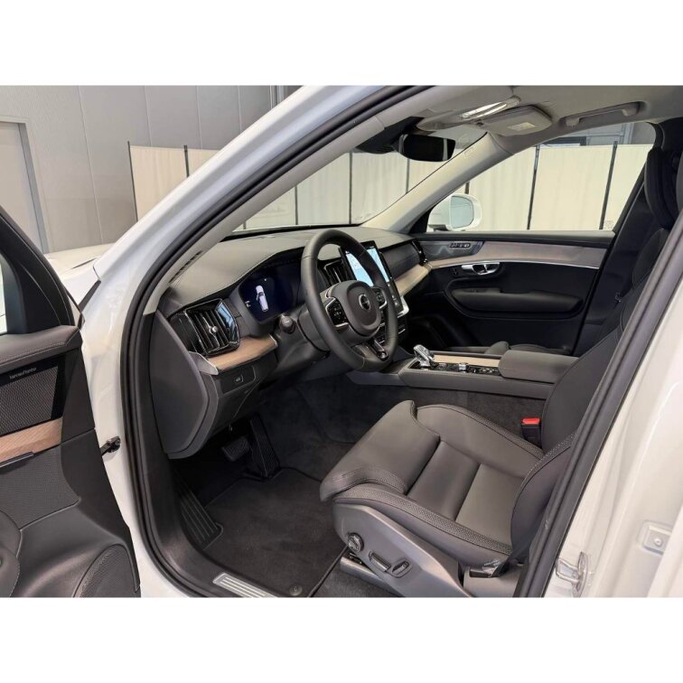 VOLVO XC90 B5 2.0L 250+14k AT8 AWD PLUS Bright new s01-55394