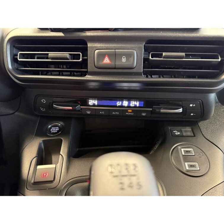 FIAT DOBLO Fiat Doblo Panorama 1.2 Turbo 110k MT6 s01-56339