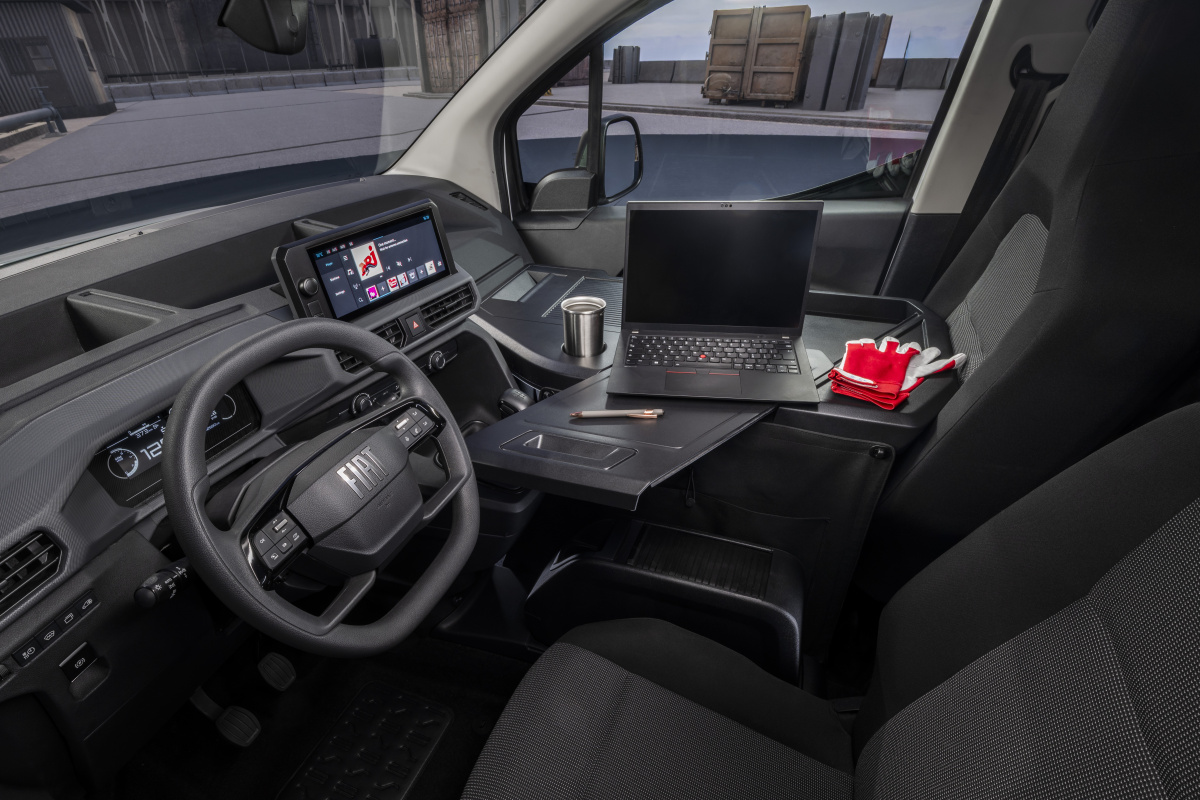 FIAT Professional představuje Doblò EasyPRO: Chytré a efektivní řešení pro každodenní pracovní potřeby