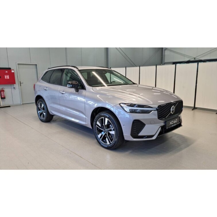 VOLVO XC60 B5 2.0L 250+14 HP AT8 AWD PLUS Dark (benzín) s01-55958