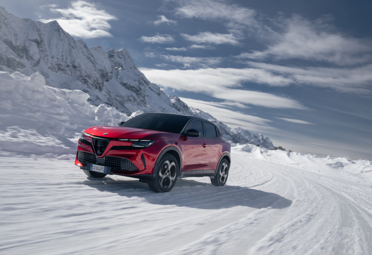 Pohon všech kol, sportovní charakter: 75 let pohonu všech kol Alfa Romeo