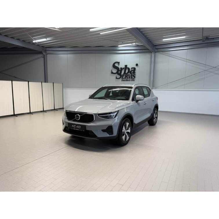 VOLVO XC40 B3 2.0L 163 HP AT7 FWD CORE s01-55947