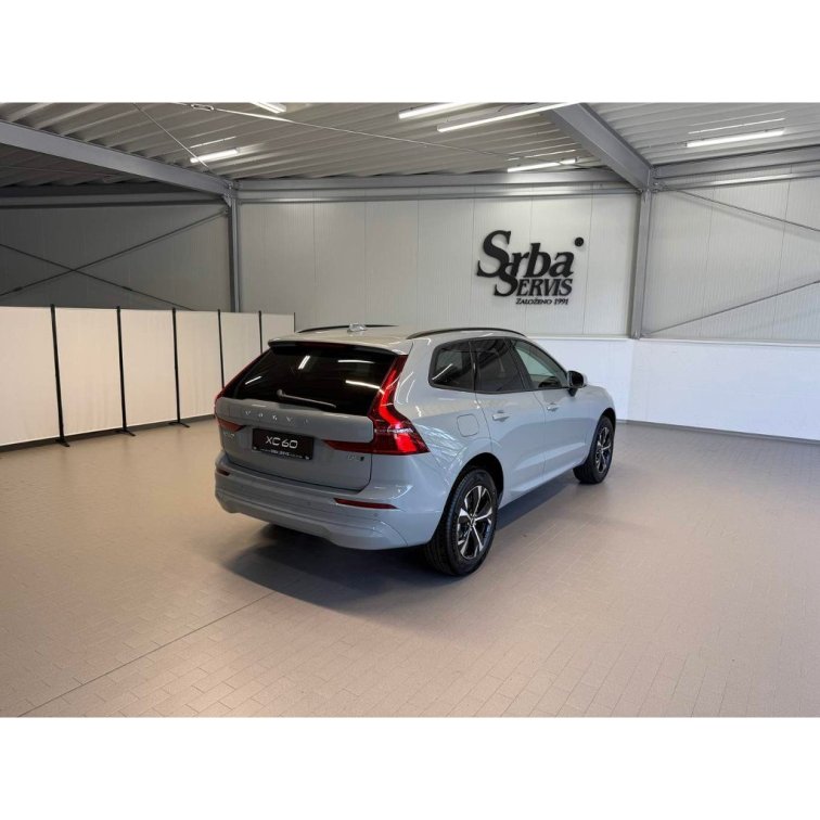 VOLVO XC60 B5 2.0L 250+14 HP AT8 FWD CORE (benzín) s01-55962
