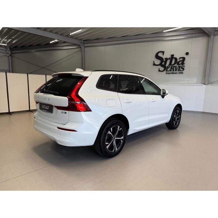 VOLVO XC60 B5 2.0L 250+14 HP AT8 FWD CORE (benzín) s01-55961