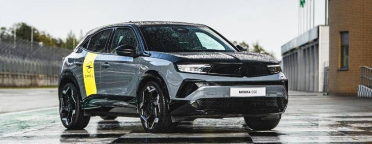 Nový Opel Mokka GSE: z rally do vašich showroomů ... a pak za zákazníky!