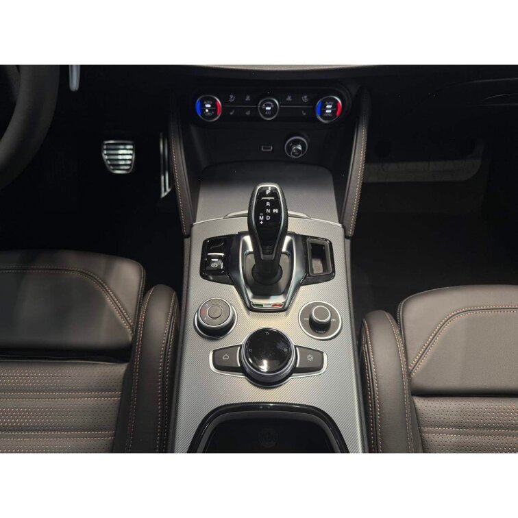 ALFA ROMEO STELVIO 2.0 Turbo 280k Q4 AT8 INTENSA s01-56010