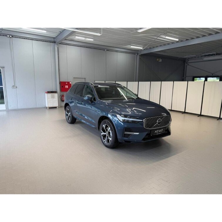 VOLVO XC60 B5 2.0L 250+14 HP AT8 FWD CORE (benzín) s01-55960