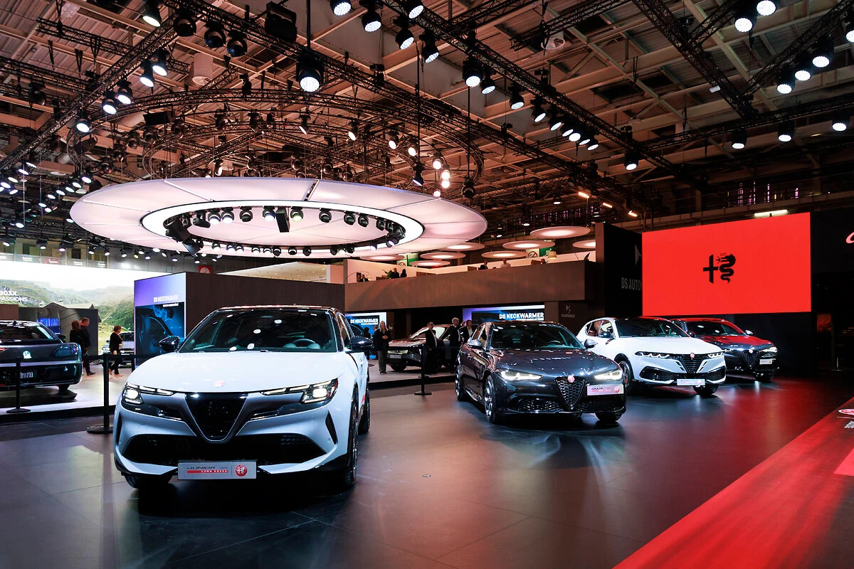Srdce Alfa Romeo bije v Paříži: emoce, krása, budoucnost